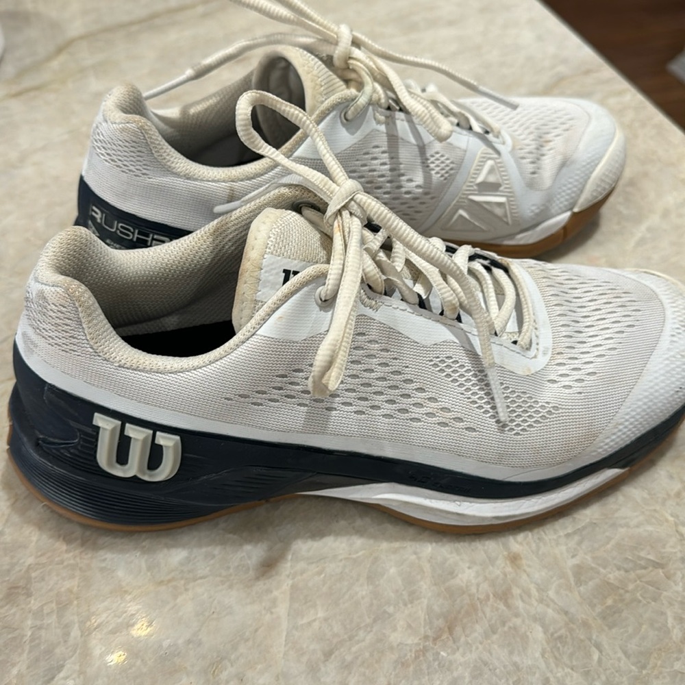 Wilson court shoes size 7.5. Barley worn.